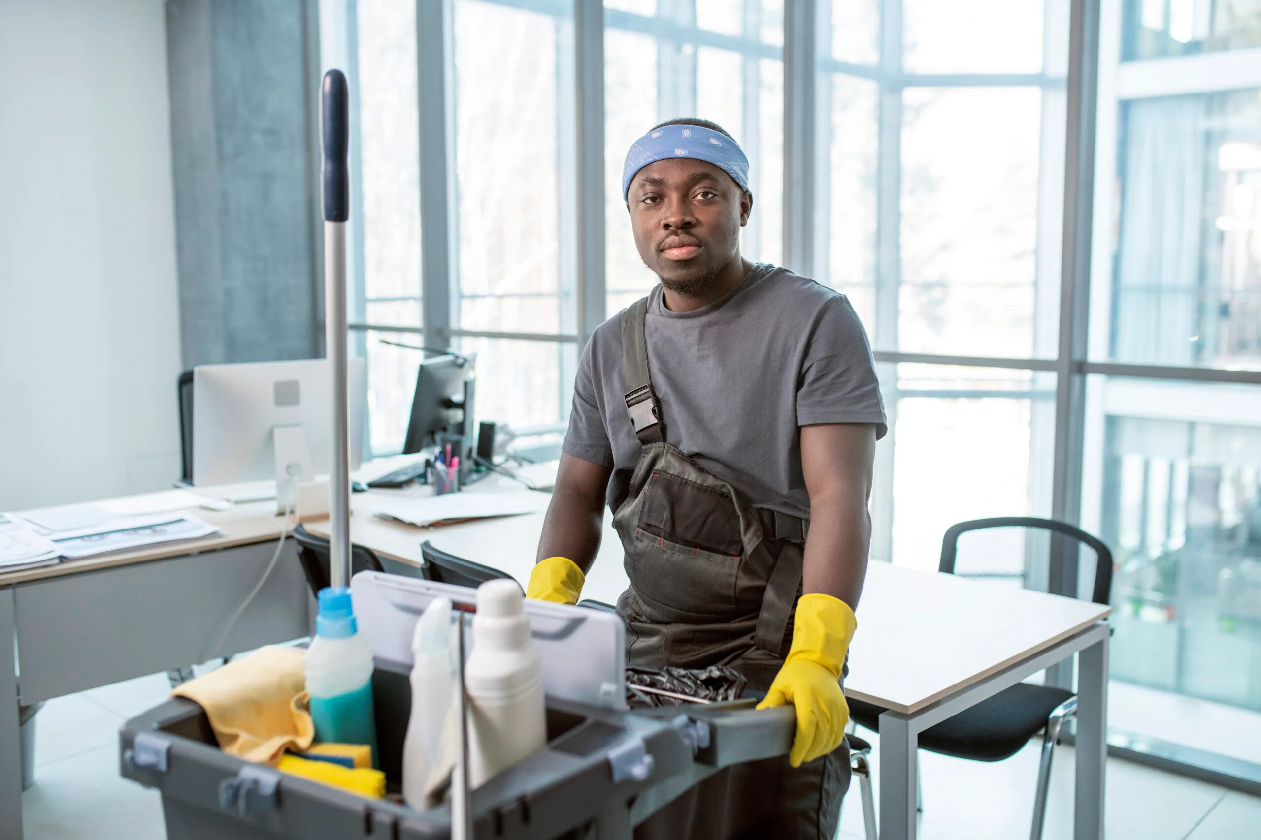 government cleaner vacancies